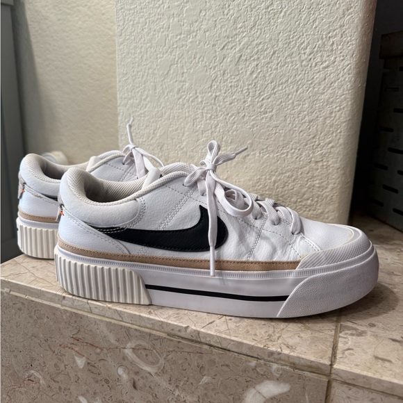 Nike White Sneakers with Black Logo - Picture 2 of 6
